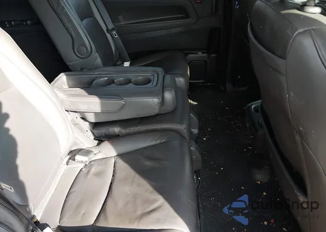 2018 Honda Odyssey Touring из США, поврежденный, VIN 5FNRL6H83JB023271